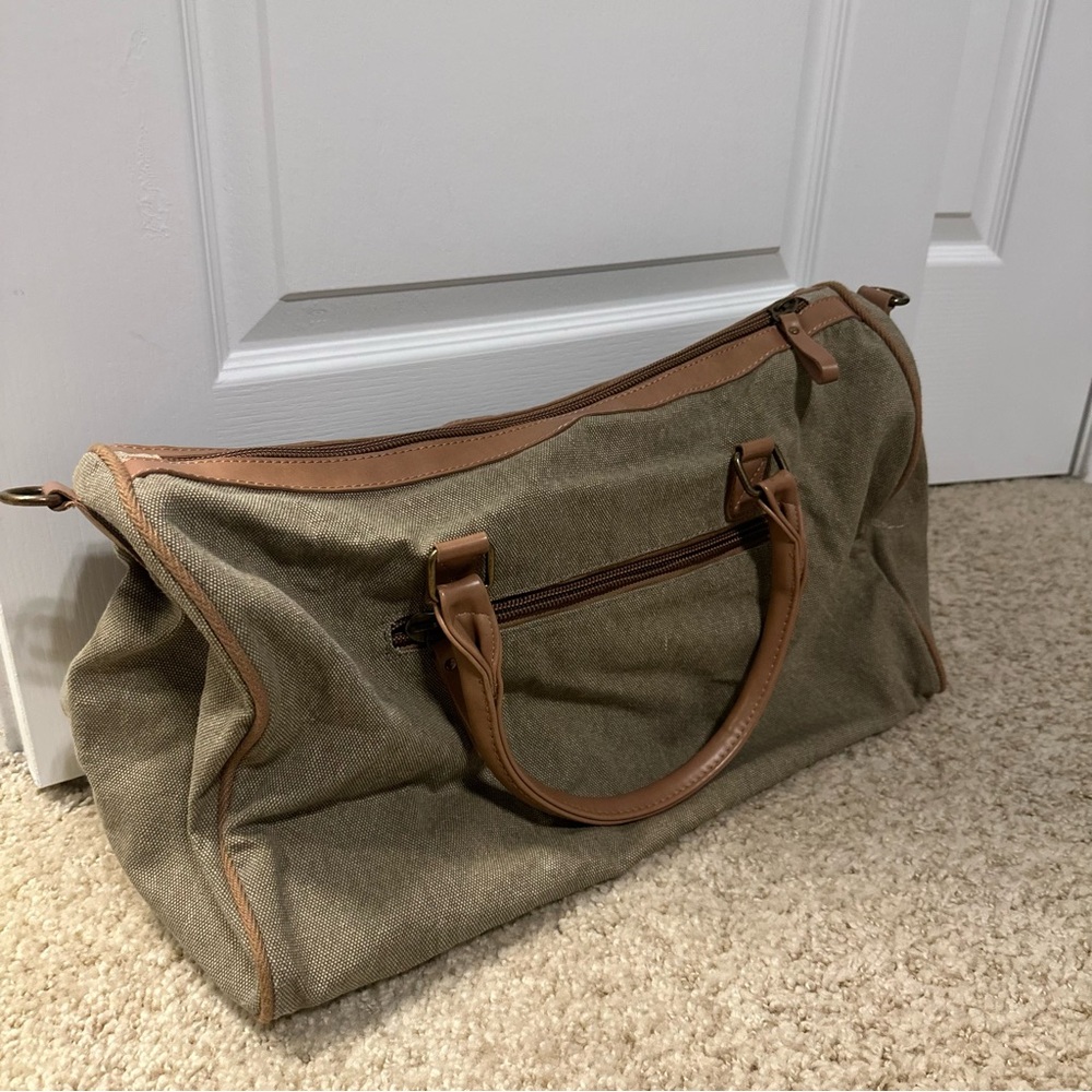 overnight duffle bag